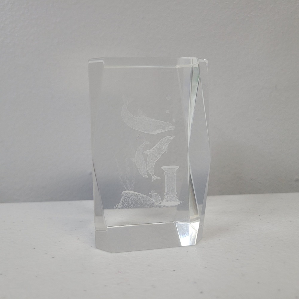 3D Laser Etched Dolphin Ocean Sea Crystal Paperweight Glass Art‎ Block